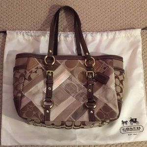 Coach logo patchwork tote bag